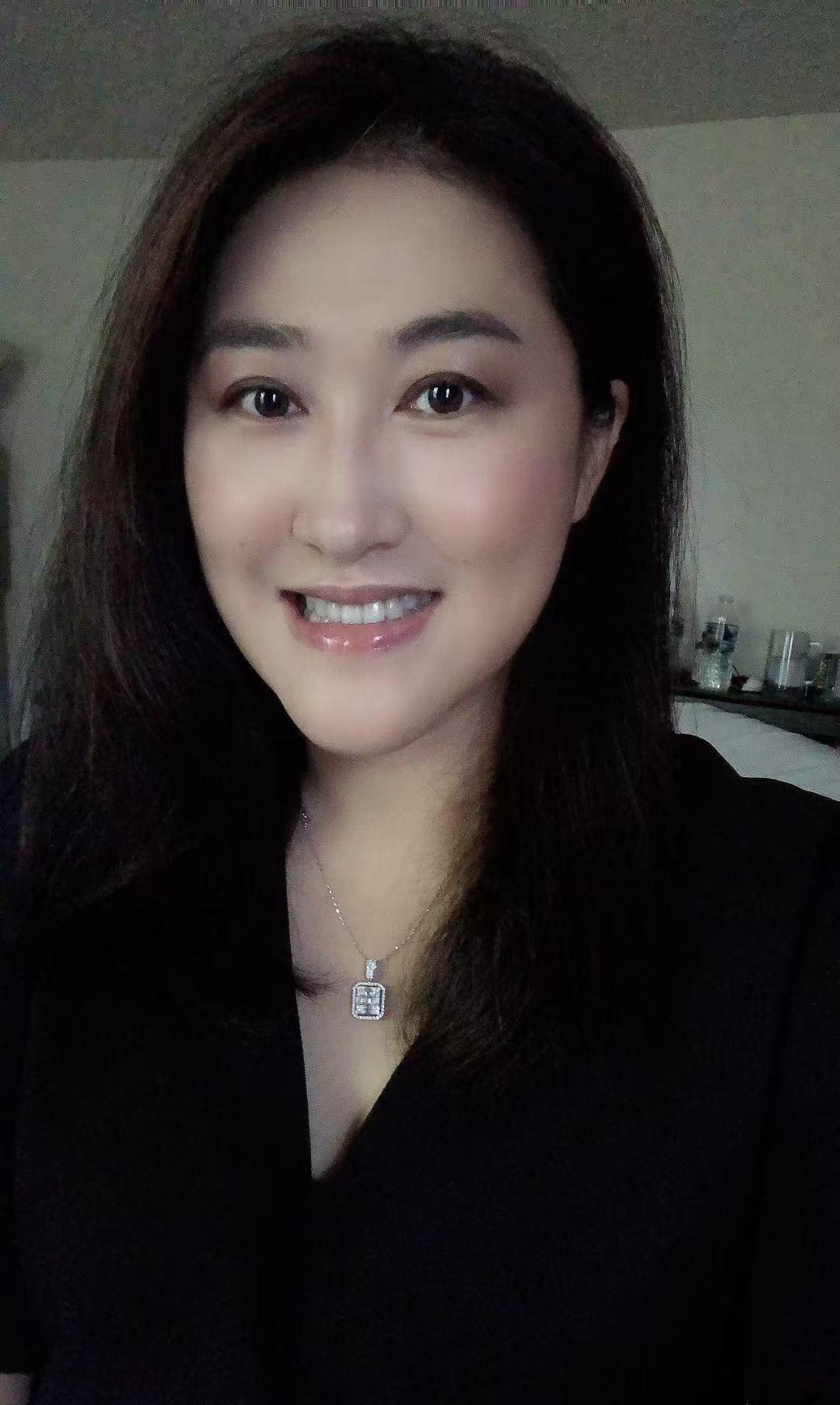 于丽娜
