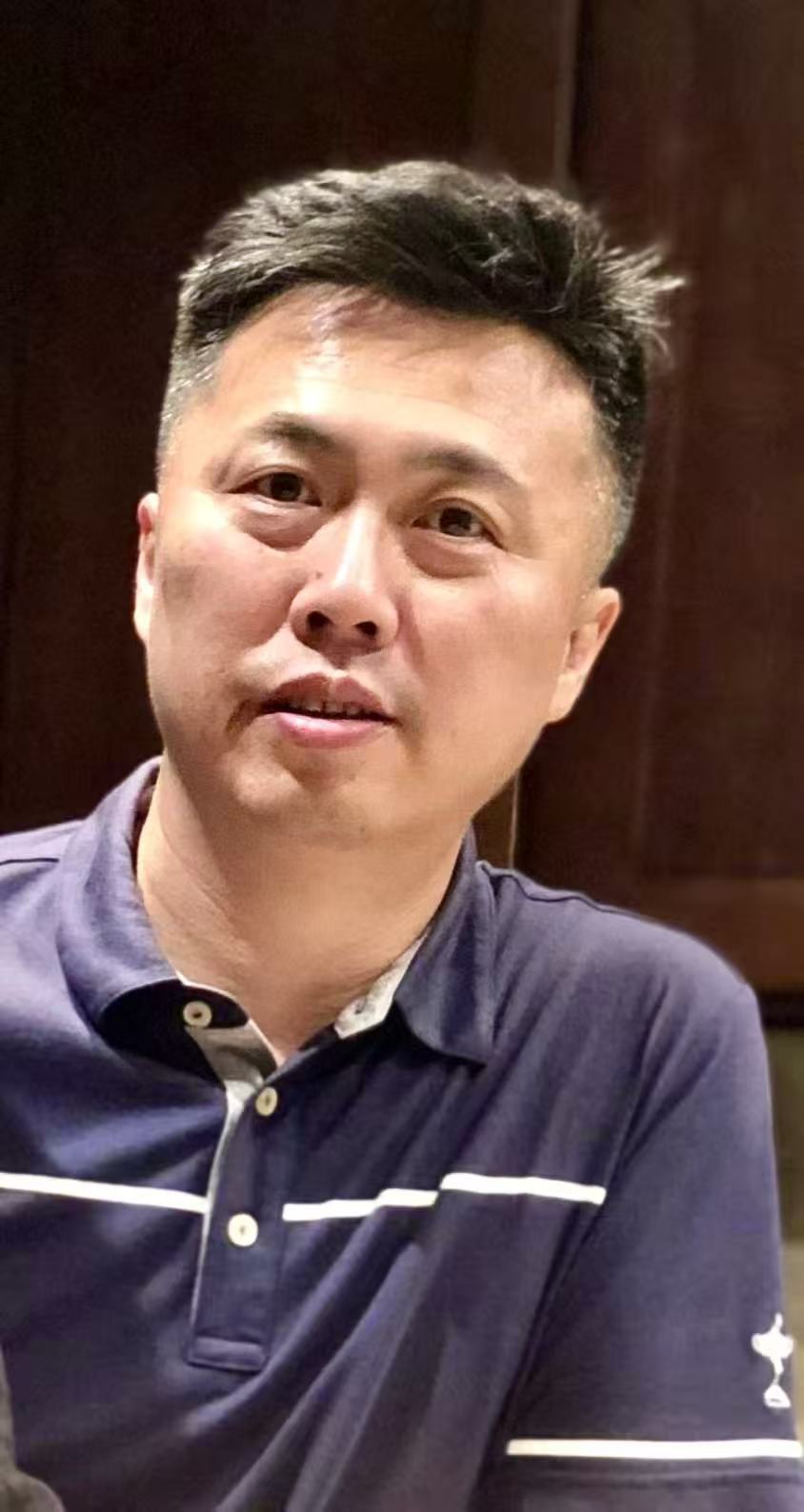 时霄龙